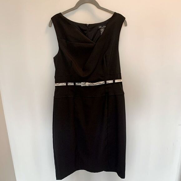 Roulette size 14 beautiful dress with belt - Picture 1 of 4